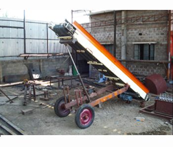 Belt type loader